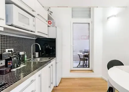 Chill In The Mezzanine At A Retreat Near The Palace